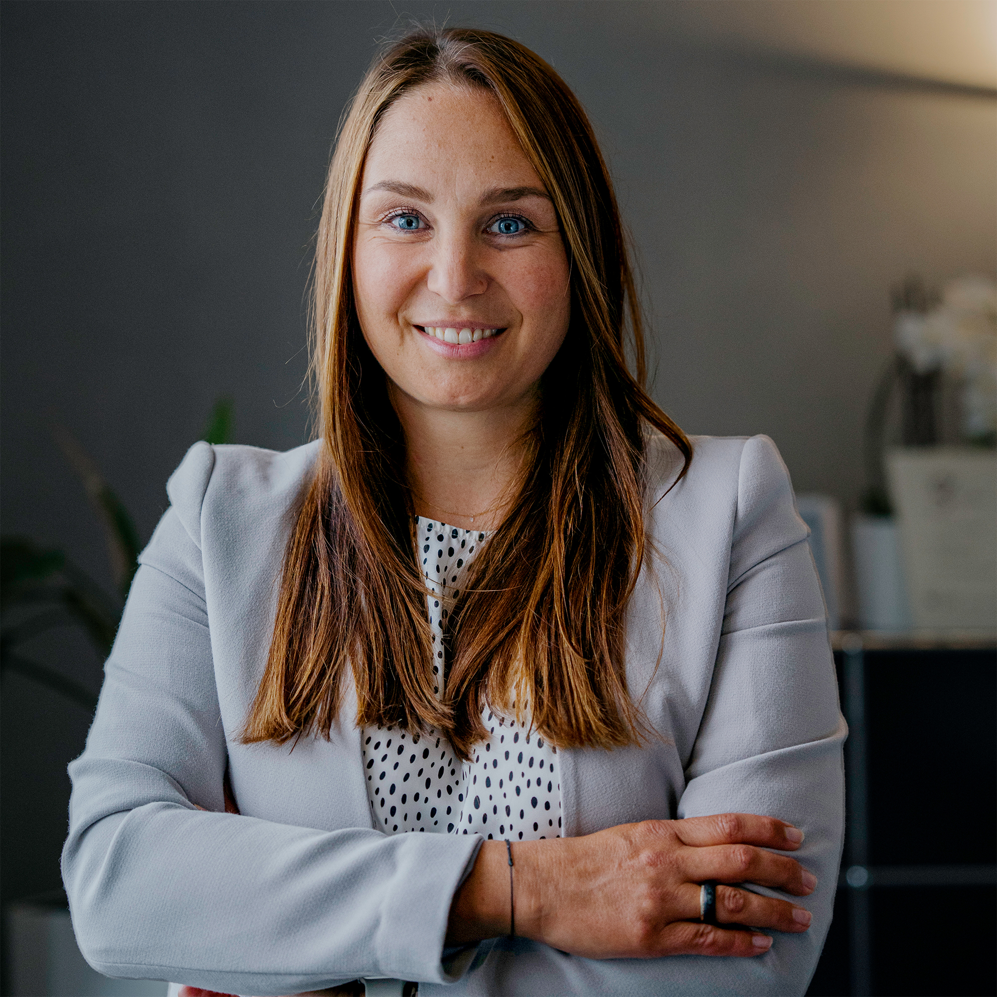 VIRA_Kanzleifotos_Chantal_-21-bea Busse Chantal